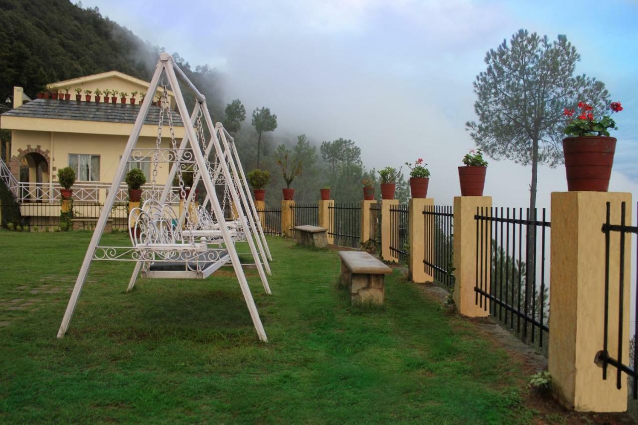 V Resorts Mumukshu Pauri Exterior foto